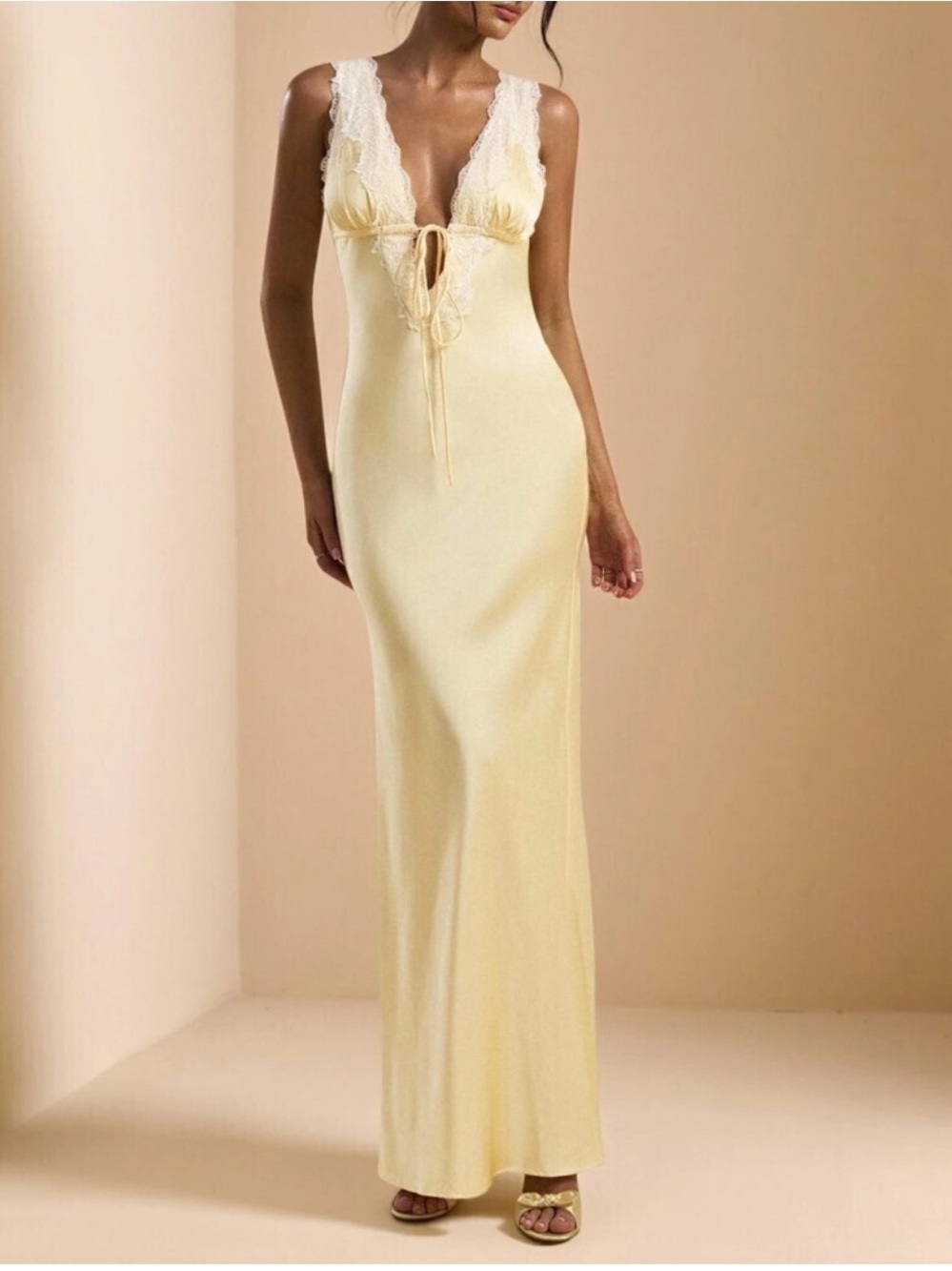 NEW Rumored Venice Lace-Trim Maxi Dress butter yellow size XS - Picture 6 of 14